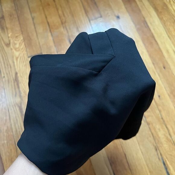 Forever 21 Black Top - Picture 8 of 8